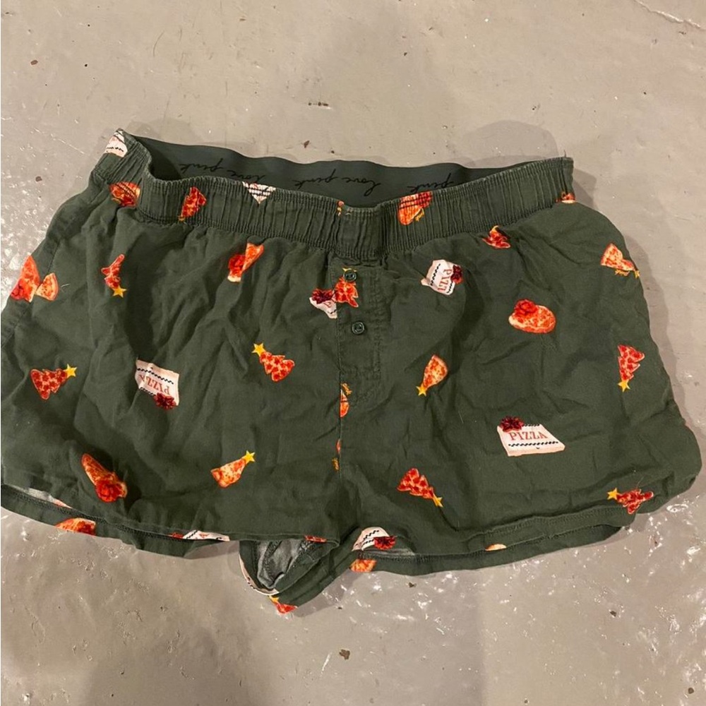 Victoria secrete ft. Pink - women’s medium/small pj shorts